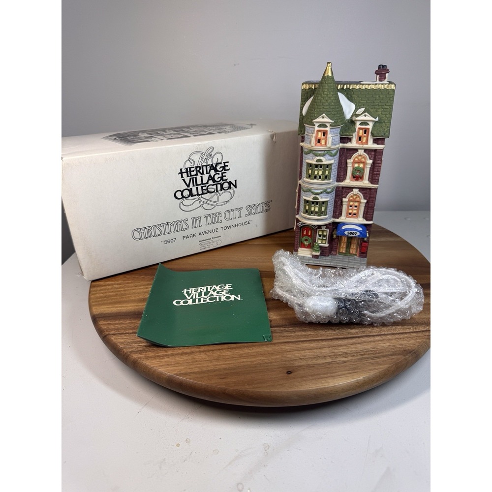 DEPT 56 Heritage Village Christmas In The City 5609 Park Avenue Townhouse 5978-1